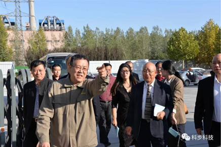 省市區發改委領導一行蒞臨科步科技指導工作