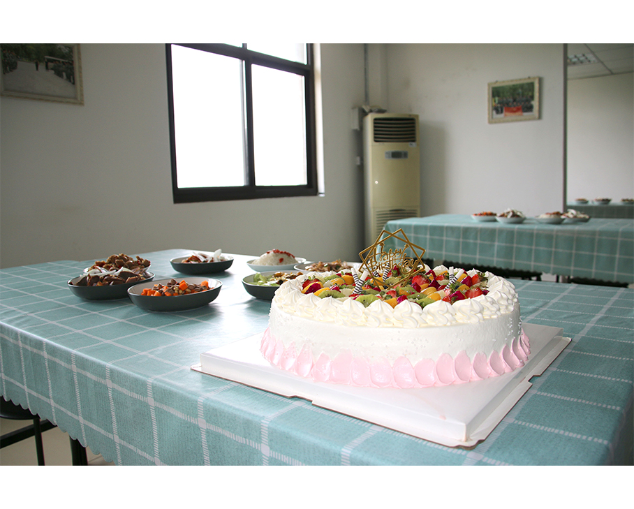 二季度員工生日會 奮斗的時光里，感恩有你！