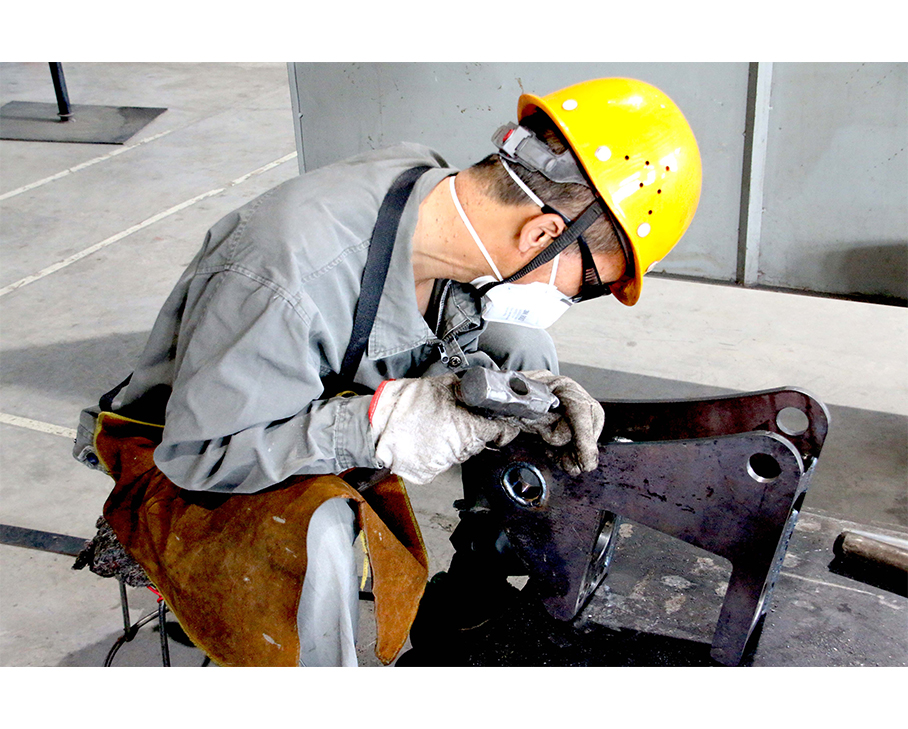 時(shí)刻繃緊“安全弦”，安全生產(chǎn)放心尖