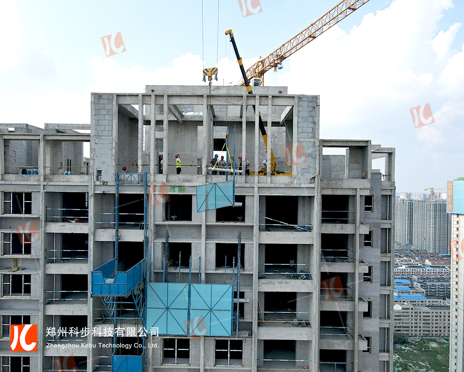 名門城邦頂樓爬架