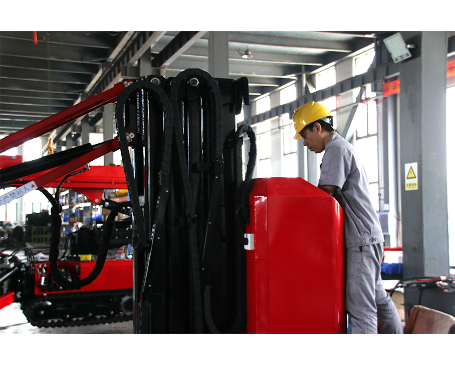 鉚足馬力忙生產，全力以赴保交付