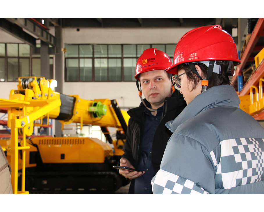 迎接國際視野：國外客戶來廠參觀