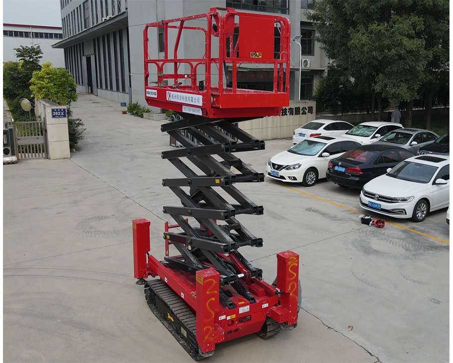 科步移動剪叉式升降工作平臺展示