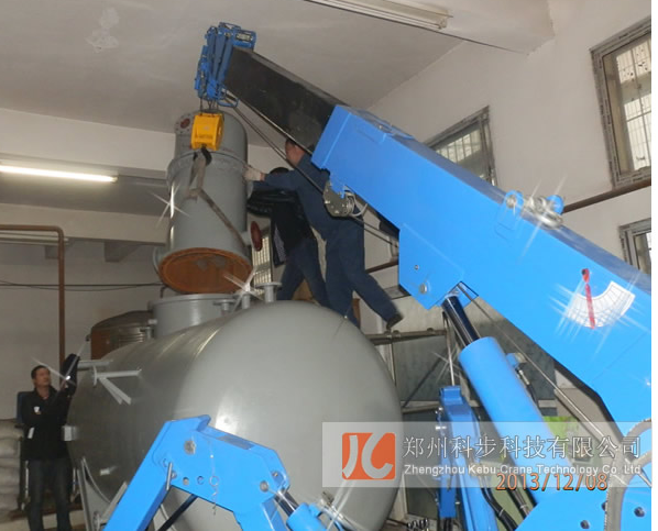 科步小型吊車地下室施工